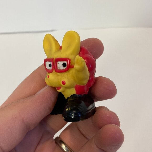 Vintage Tonka Keypers Finder Pointing mini 2" Figure Red Yellow 80s - Picture 10 of 10